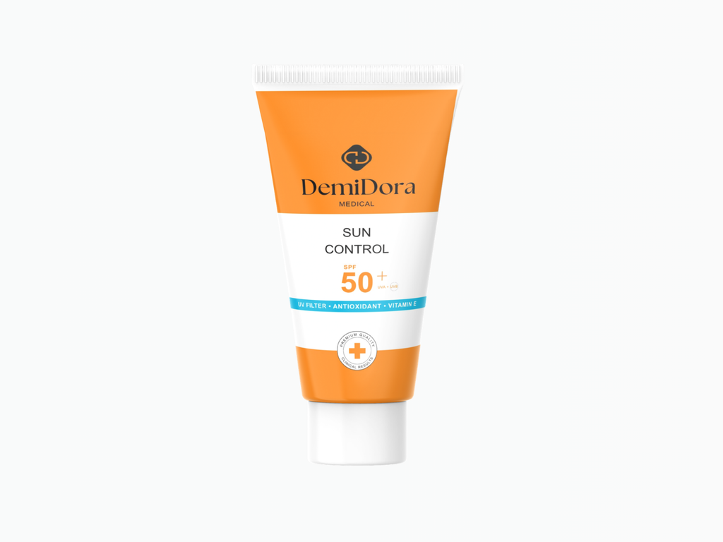 Produktfoto der DemiDora Medical „Sun Control“ Sonnencreme mit LSF 50+, UV-Filter, Antioxidantien und Vitamin E.
